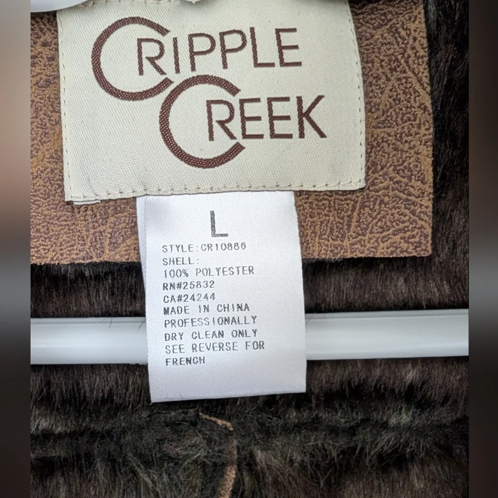 Cripple Creek faux fur vest - Picture 3 of 7
